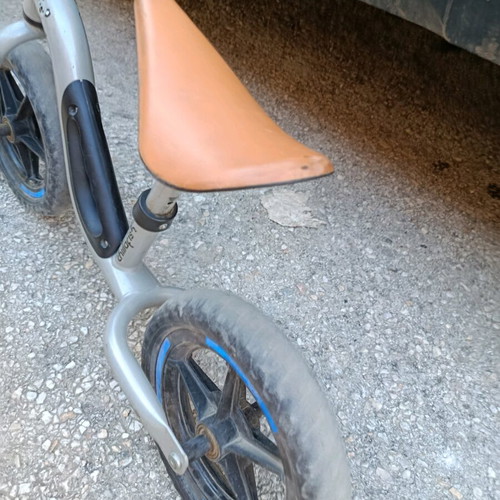 Balance bike used, lightweight with adjustable seat