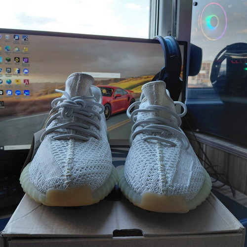 Adidas Yeezy Boost 350 V2 shoes new, size 44, white casual
