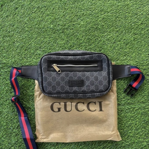Gucci waist bag brand new, black