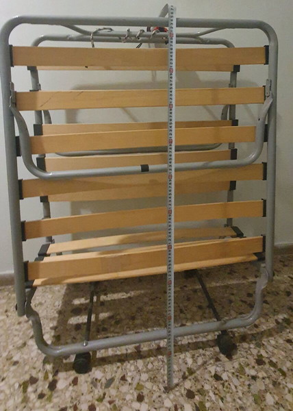 Κρεβάτι σπαστό με στρώμα