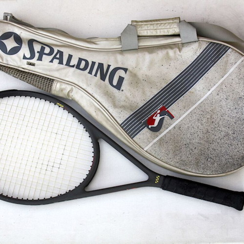 Spalding Assault-95 Tennis Racket graphite like new with case