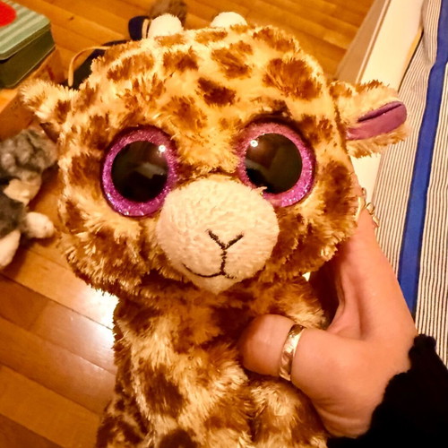 Ty Beanie Boo giraffe stuffed toy used