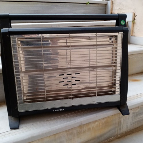 Kumtel Halogen Quartz Heater like new, 1500W, 3 lamps