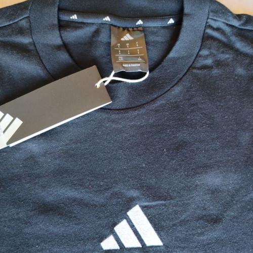 Adidas men's sports t-shirt size L new black