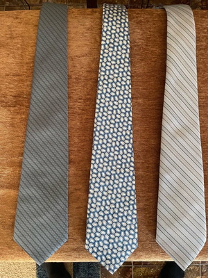 Branded ties like new