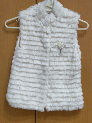 Mini Raxevsky beige fur vest for 10-year-old girls like new