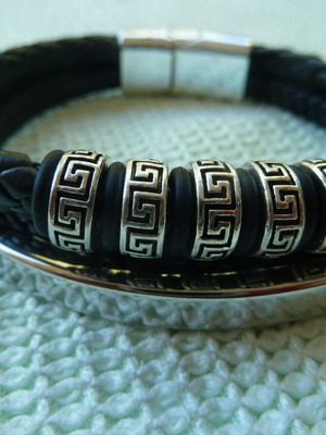 Men's triple leather bracelet with stainless steel clasp, like new