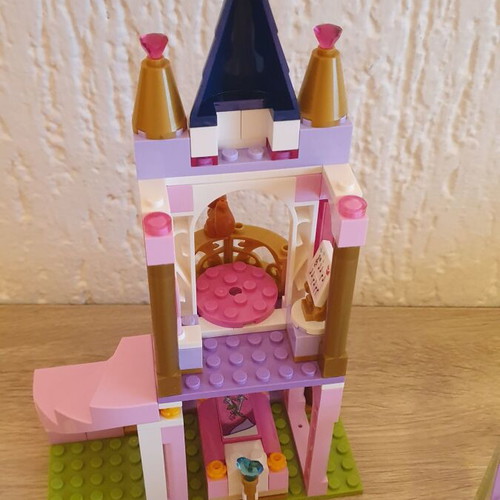 Lego 41162 Ariel, Aurora, and Tiana's Royal Celebration used