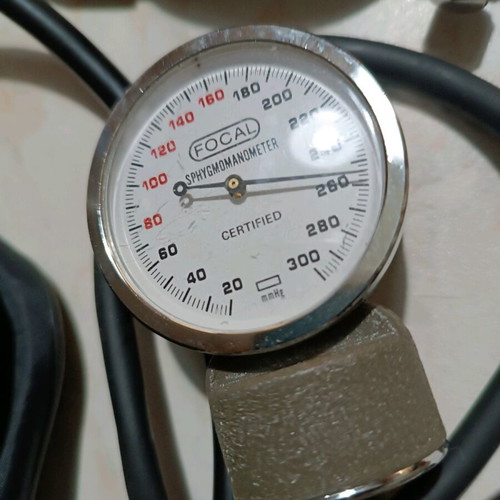 Focal vintage mechanical blood pressure monitor used with case