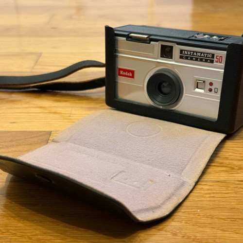 Kodak vintage camera used with case