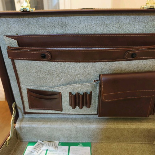 Luca Vergani briefcase, brown, Italian design, fits laptop