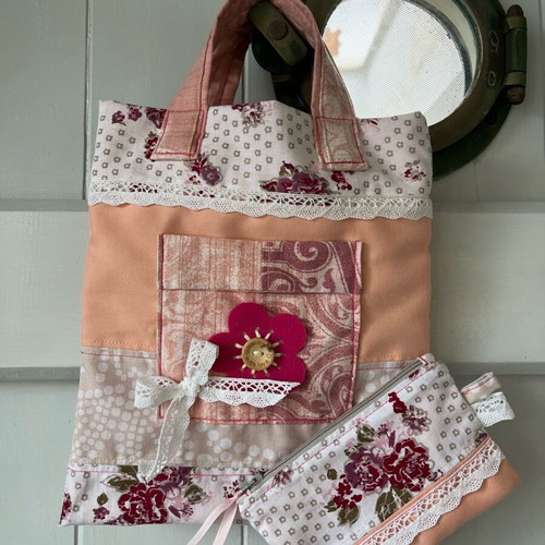 Tote bag and small purse for little girl, new, pink