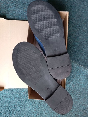 Bozikis women's summer flat sandals, size 38, denim and black