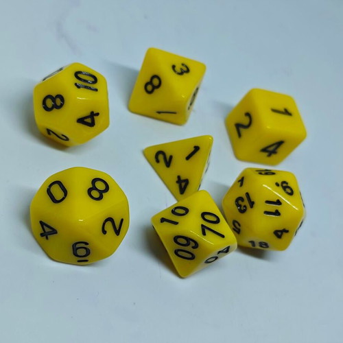 RPG dice set 7 pieces like new with fabric pouch