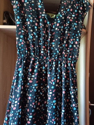 Bershka dress large size like new, black multicolor