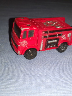 Maisto Fresh Metal Pumper 1:64 scale toy fire truck