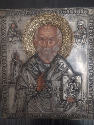 Saint Nicholas icon like new with alpaca and gilded halo