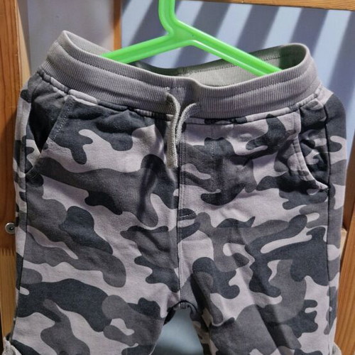 Benetton shorts like new, size 6-7
