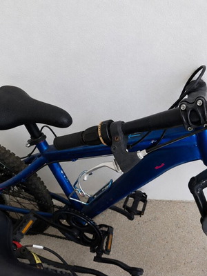 Mountain bike used, 24 inch wheels, blue, for children up to 10 years