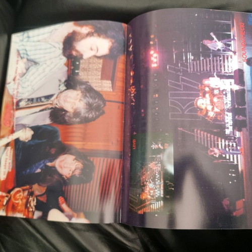 KISS Japan '77 Revisited Photo Book like new