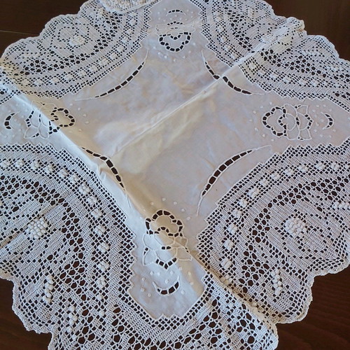 Tablecloths set of 2 60×60 knitted with fabric new
