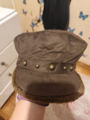 Fullah Sugah brown winter hat with fur used size L