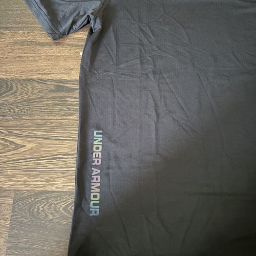 Under Armour Reflective Compression Shirt new, size M, black