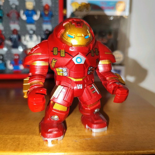 Hulkbuster Iron Man MK 44 figure like new
