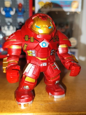 Hulkbuster Iron Man MK 44 figure like new