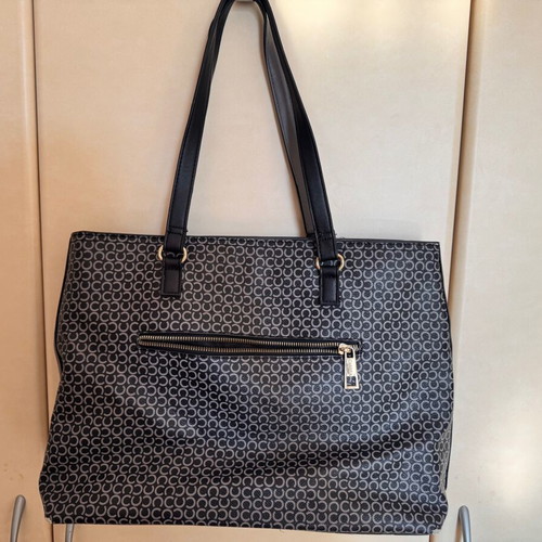 Carpisa shoulder bag black used with leather wear