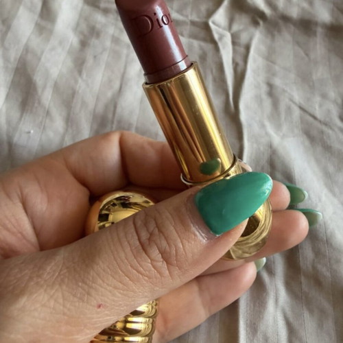 Dior hydrating lipstick with vibrant color