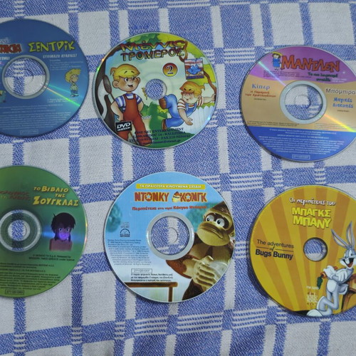 Children's DVD pack with animated series like new, 6 discs