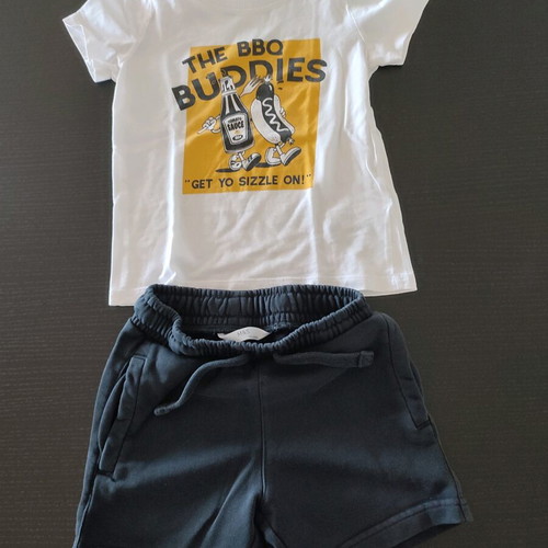 Summer sets for boys 2-3 years like new, cotton, pack of 4 with 3 Mothercare t-shirts gift