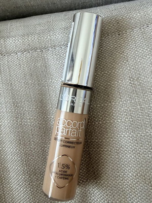 L’Oréal True Match Concealer 2R Light Medium like new