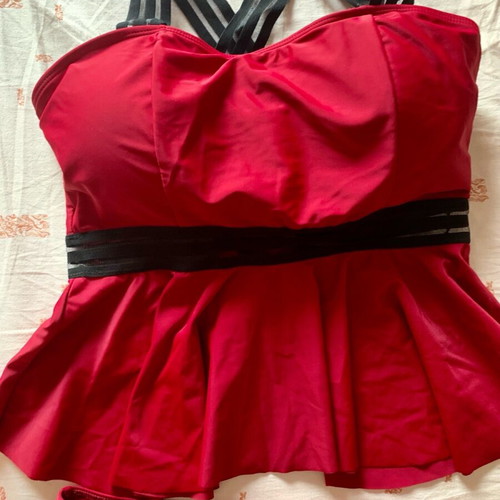 Tankini in burgundy color like new, size M