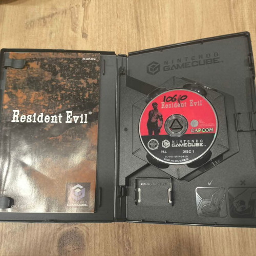 Resident Evil Nintendo GameCube game used, English version
