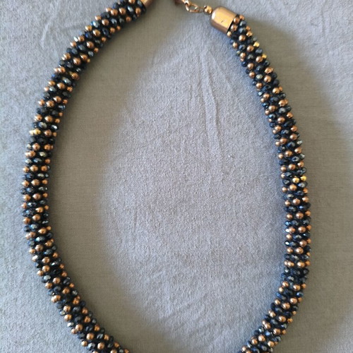 Handmade choker necklace with bead braid, like new, blue and copper