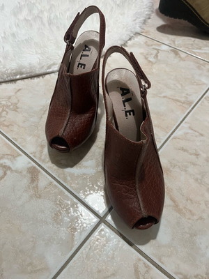 A.L.E. leather heels used, size 36, brown