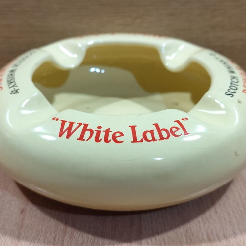 Dewar's scotch whisky old promotional ceramic ashtray used