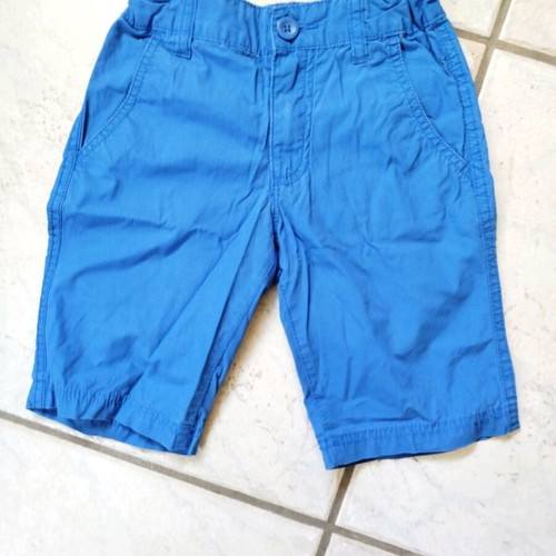 Benetton boys' blue bermuda shorts like new, 116 cm, age 6