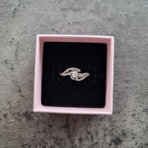 Solitaire ring with flower and leaves, new, 19.8mm, silver color