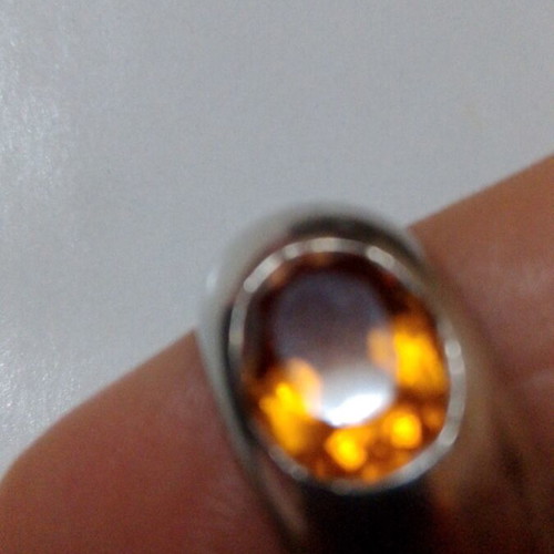 Silver ring 925 like new with orange stone