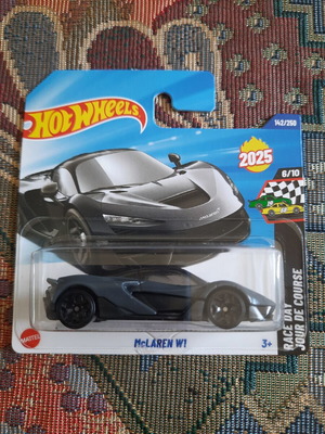 Hot Wheels McLaren W1 new