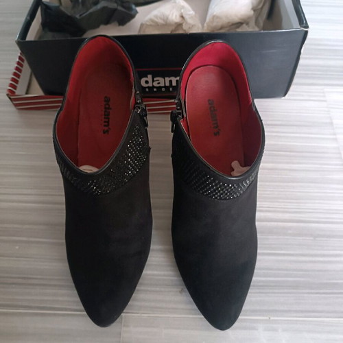 Adam's Shoes women's ankle boots like new, black with rhinestones, size 39