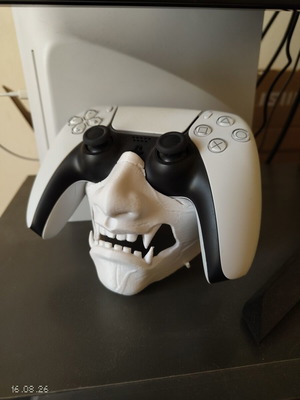 Ghost of Yotei Oni controller stand for PS5 DualSense and Xbox