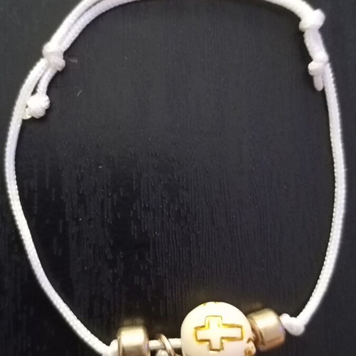 Handmade bracelet, Pearl with Cross design, Adjustable size, New
