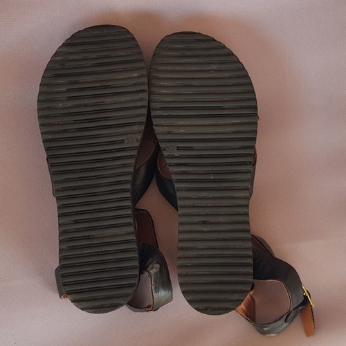 Afrodite women's leather sandals size 37 like new, black