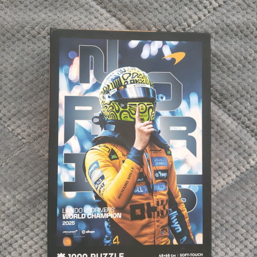 Puzzle 1000 pieces McLaren world champion 2025 new