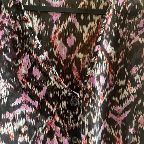 Women's shirt one size new, black multicolor