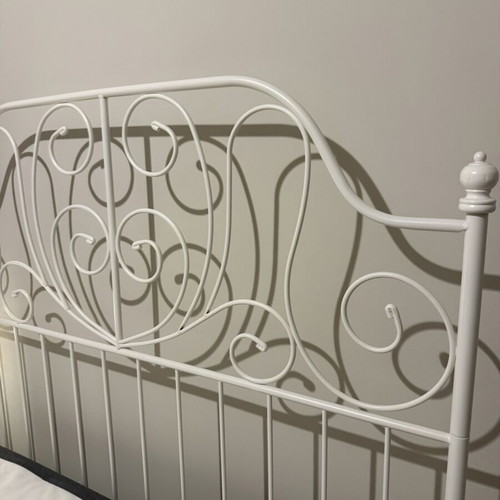 Bed with mattress used in very good condition